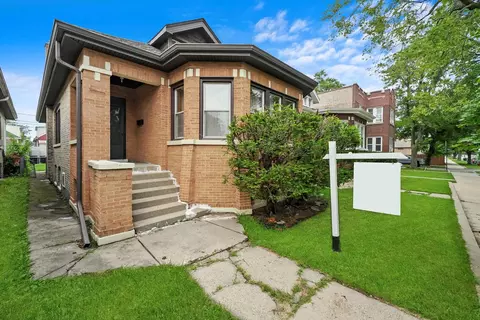 5808 S Rockwell St, Chicago, IL 60629