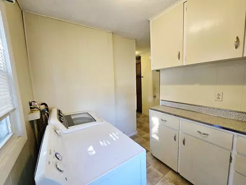 309 S Cherry St, Morrison, IL 61270 photo 12