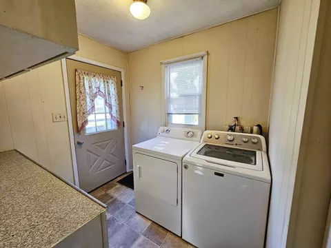 309 S Cherry St, Morrison, IL 61270 photo 11