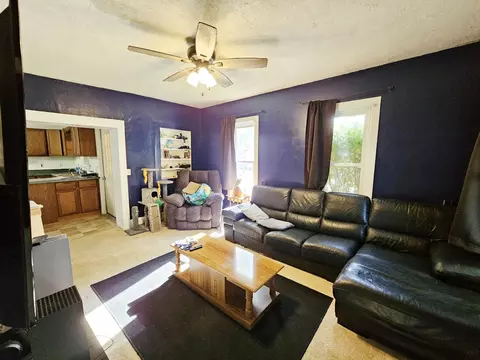309 S Cherry St, Morrison, IL 61270 photo 9