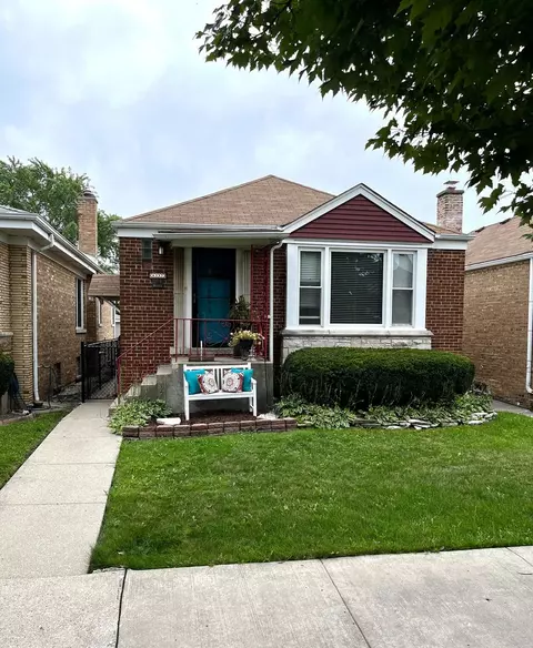 6337 N Ridgeway Ave, Chicago, IL 60659