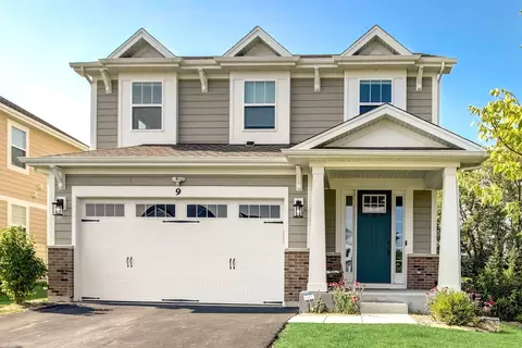9 Potter Ct, Hawthorn Woods, IL 60047