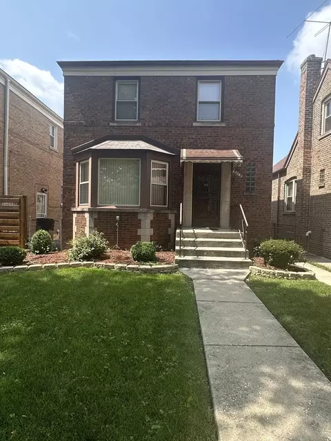 10348 S Calumet Ave, Chicago, IL 60628