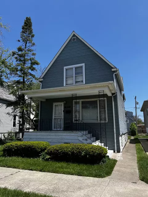 12319 S Peoria St, Calumet Park, IL 60827