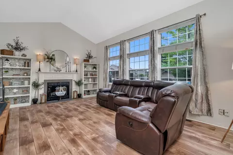 7310 Atkinson Cir, Plainfield, IL 60586 photo 18