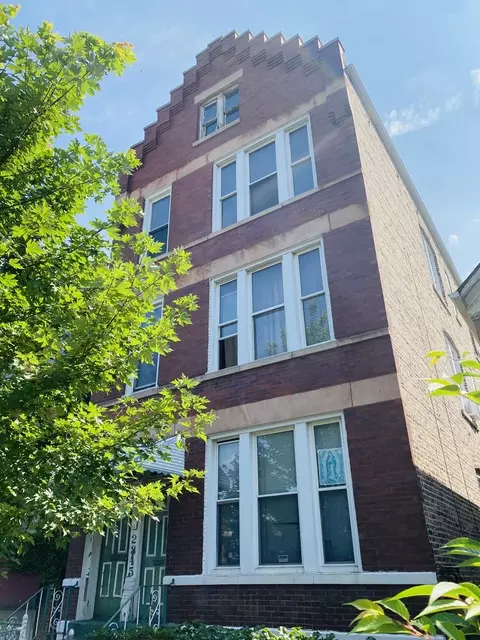 2345 S Sacramento Ave, Chicago, IL 60623