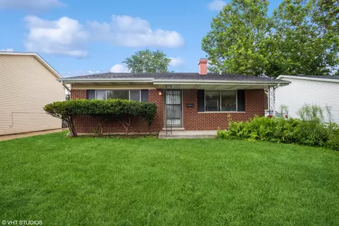 1687 Westberg St, Glendale Heights, IL 60139