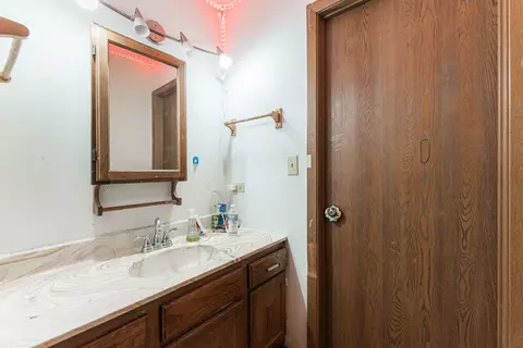 1310 Kenneth Cir #1310, Elgin, IL 60120 photo 12