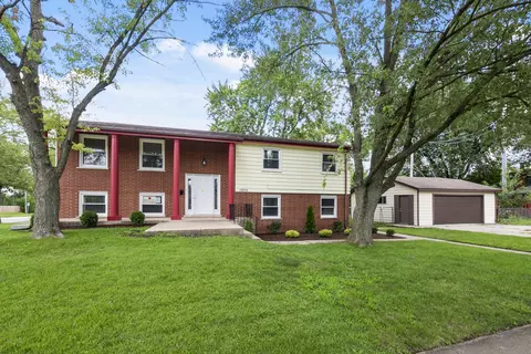 18711 Loomis Ave, Homewood, IL 60430