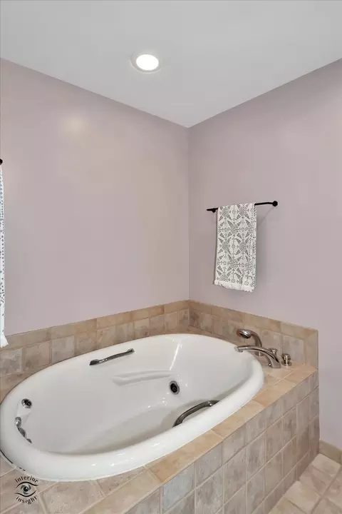 9 S753 Circle Ave, Willowbrook, IL 60527 photo 23