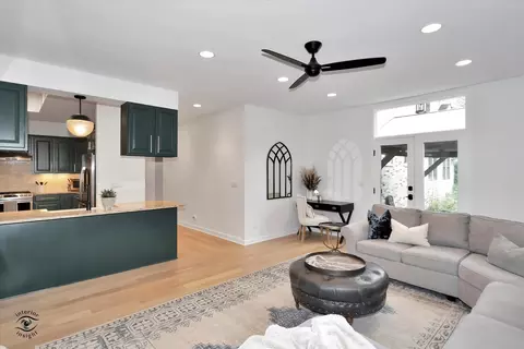 9 S753 Circle Ave, Willowbrook, IL 60527 photo 14