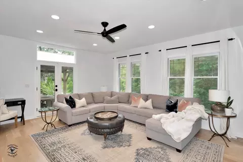 9 S753 Circle Ave, Willowbrook, IL 60527 photo 13