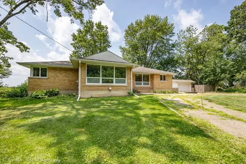 7 N060 Sauber Rd, Maple Park, IL 60151