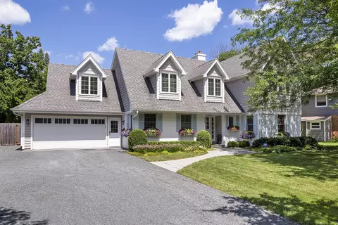 595 Dundee Rd, Glencoe, IL 60022