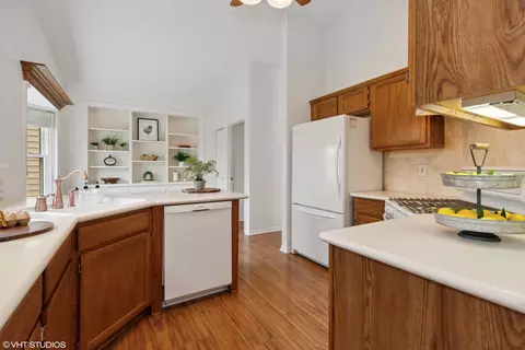 3320 Walnut Ln, Mchenry, IL 60051 photo 10