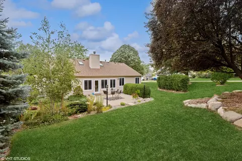 3320 Walnut Ln, Mchenry, IL 60051 photo 4