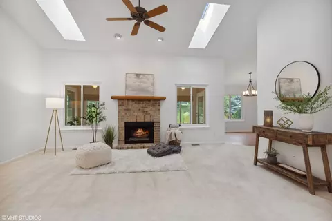 3320 Walnut Ln, Mchenry, IL 60051 photo 7