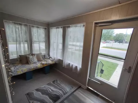424 E North St, Morris, IL 60450 photo 2