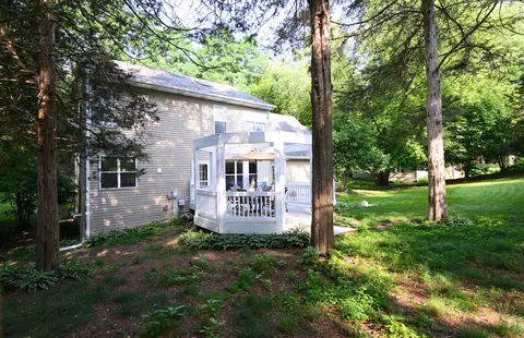 7 Valley Dr, Oakwood Hills, IL 60013 photo 28