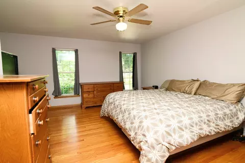 7 Valley Dr, Oakwood Hills, IL 60013 photo 13