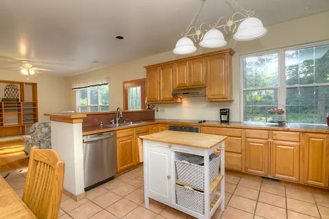 7 Valley Dr, Oakwood Hills, IL 60013 photo 8