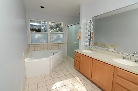 7 Valley Dr, Oakwood Hills, IL 60013 photo 14