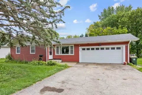 308 W State St, North Aurora, IL 60542