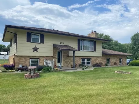 1473 Lamson Dr, Winnebago, IL 61088