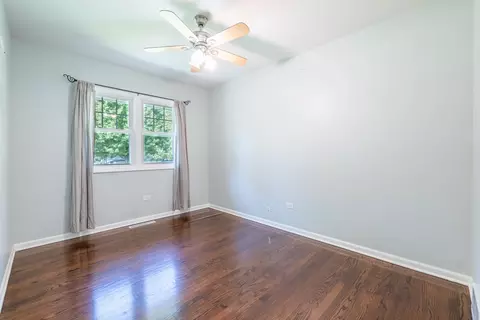 37 W137 Brookside Dr, Elgin, IL 60124 photo 12