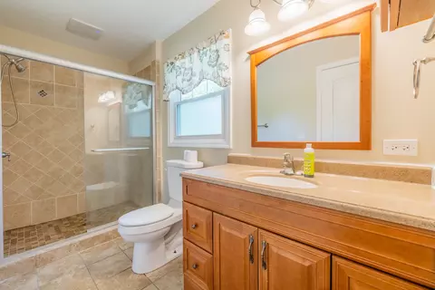 37 W137 Brookside Dr, Elgin, IL 60124 photo 19
