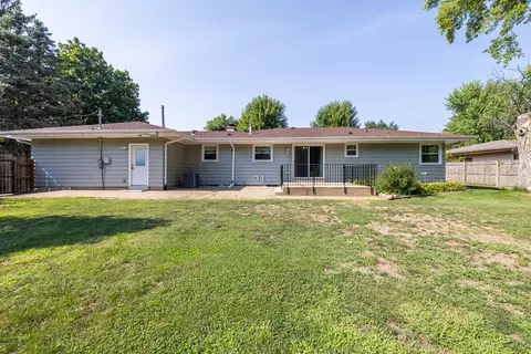 37 W137 Brookside Dr, Elgin, IL 60124 photo 26