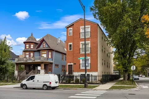 5300 W Washington Blvd #G, Chicago, IL 60644