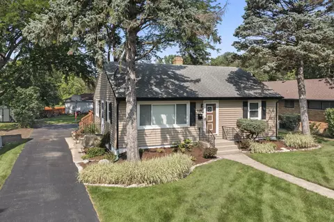 238 N Marion Ave, Bartlett, IL 60103