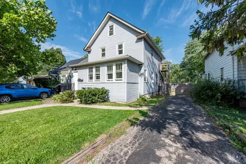2537 Gideon Ave, Zion, IL 60099