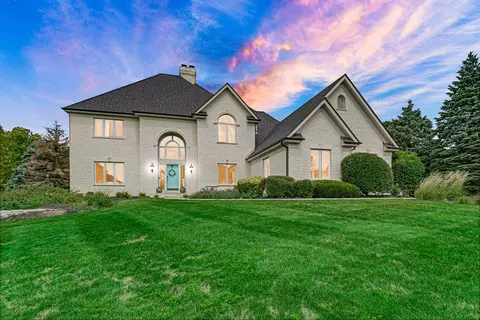 36 W W814 W Ridgewood Ln, Saint Charles, IL 60175