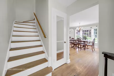 901 S Wheaton Ave, Wheaton, IL 60189 photo 10