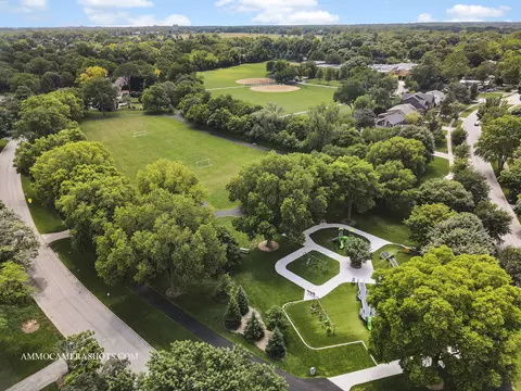901 S Wheaton Ave, Wheaton, IL 60189 photo 43