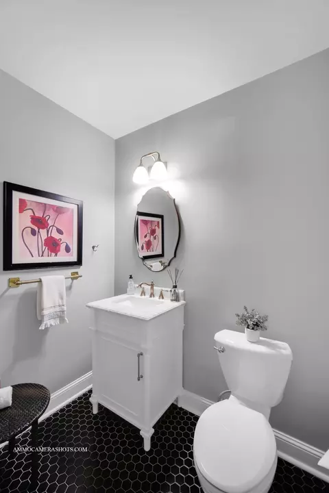 901 S Wheaton Ave, Wheaton, IL 60189 photo 18