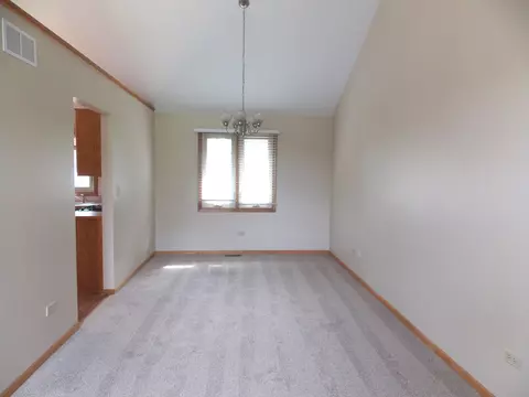 16429 Spangler Rd, Plainfield, IL 60586 photo 3