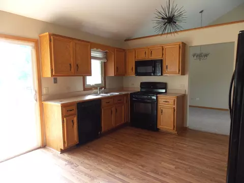 16429 Spangler Rd, Plainfield, IL 60586 photo 6