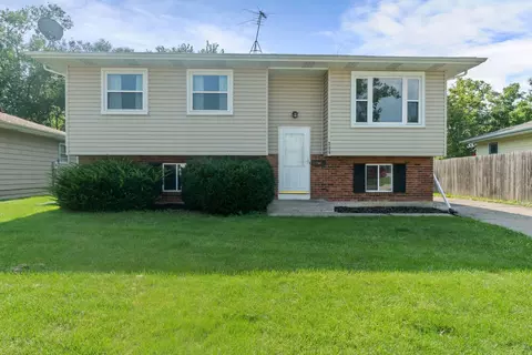 206 2nd Ct, Hobart, IN 46342