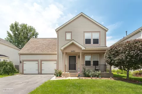 2453 Claridge Ln, Montgomery, IL 60538