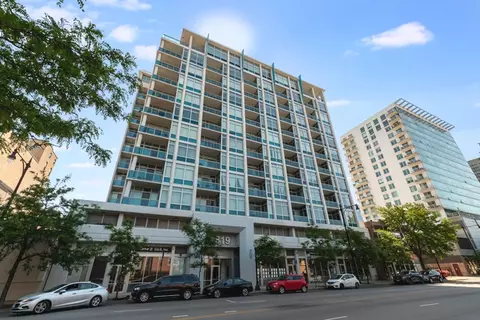 1819 S Michigan Ave #1006, Chicago, IL 60616