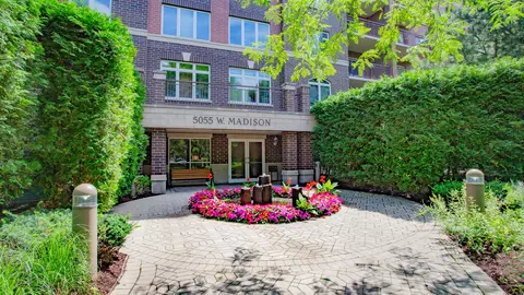 5055 Madison St #503, Skokie, IL 60077