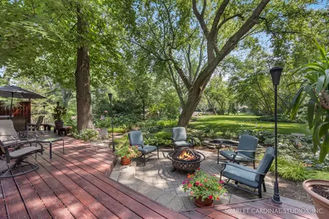 26 W131 Tomahawk Dr, Wheaton, IL 60189 photo 2