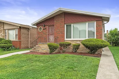 Exterior - 1732 E 87th Pl, Chicago, IL 60617 photo 2 of 5
