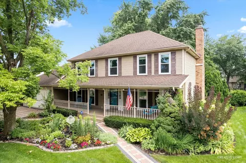 2061 Gladstone Dr, Wheaton, IL 60189