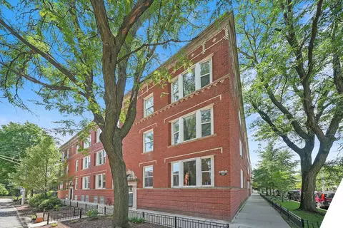 2648 N Washtenaw Ave #3, Chicago, IL 60647