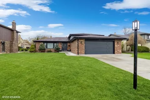 417 Wilson Ln, Addison, IL 60101