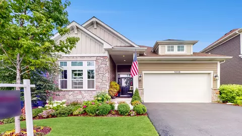 1034 Ironwood Ct, Glenview, IL 60025